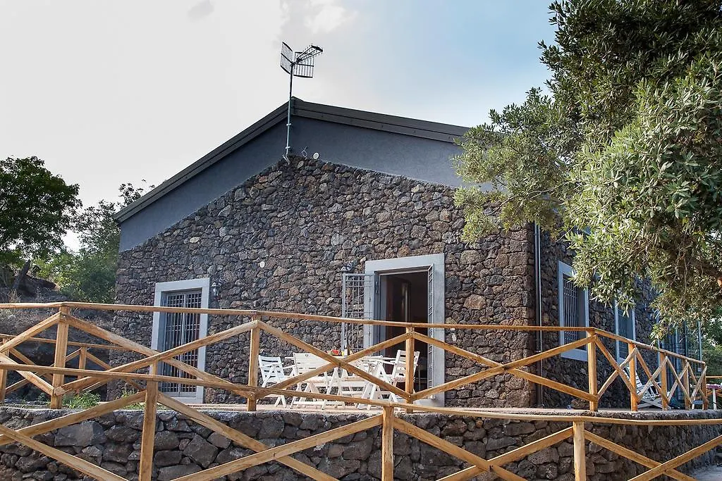 EcoAgriturismo Notti Stellate Etna Mare Villa Mascali 0*,  Italia